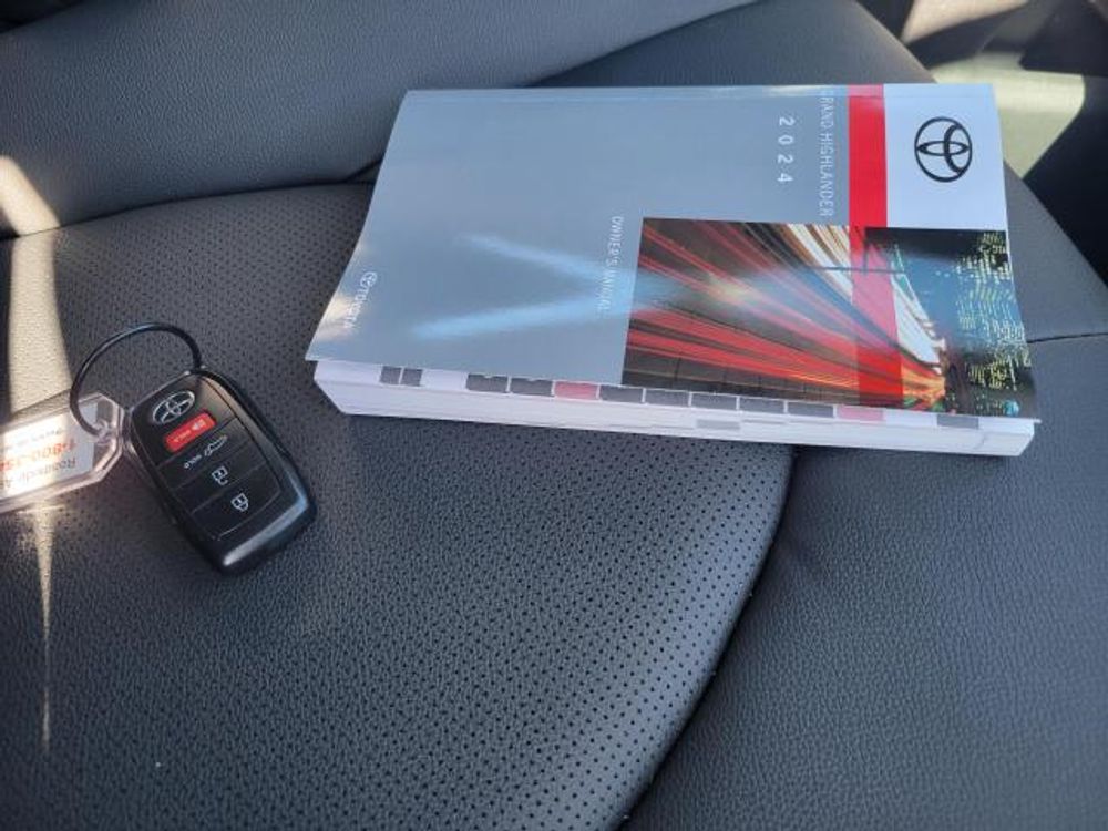 2024 Toyota Grand Highlander XLE