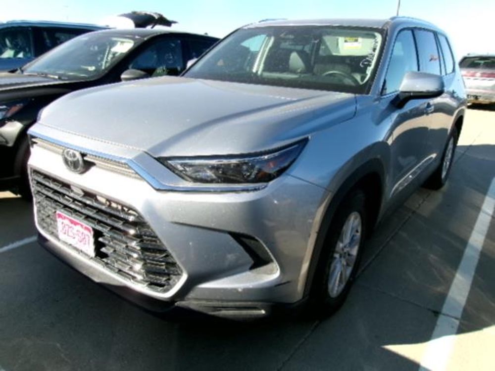 2025 Toyota Grand Highlander XLE