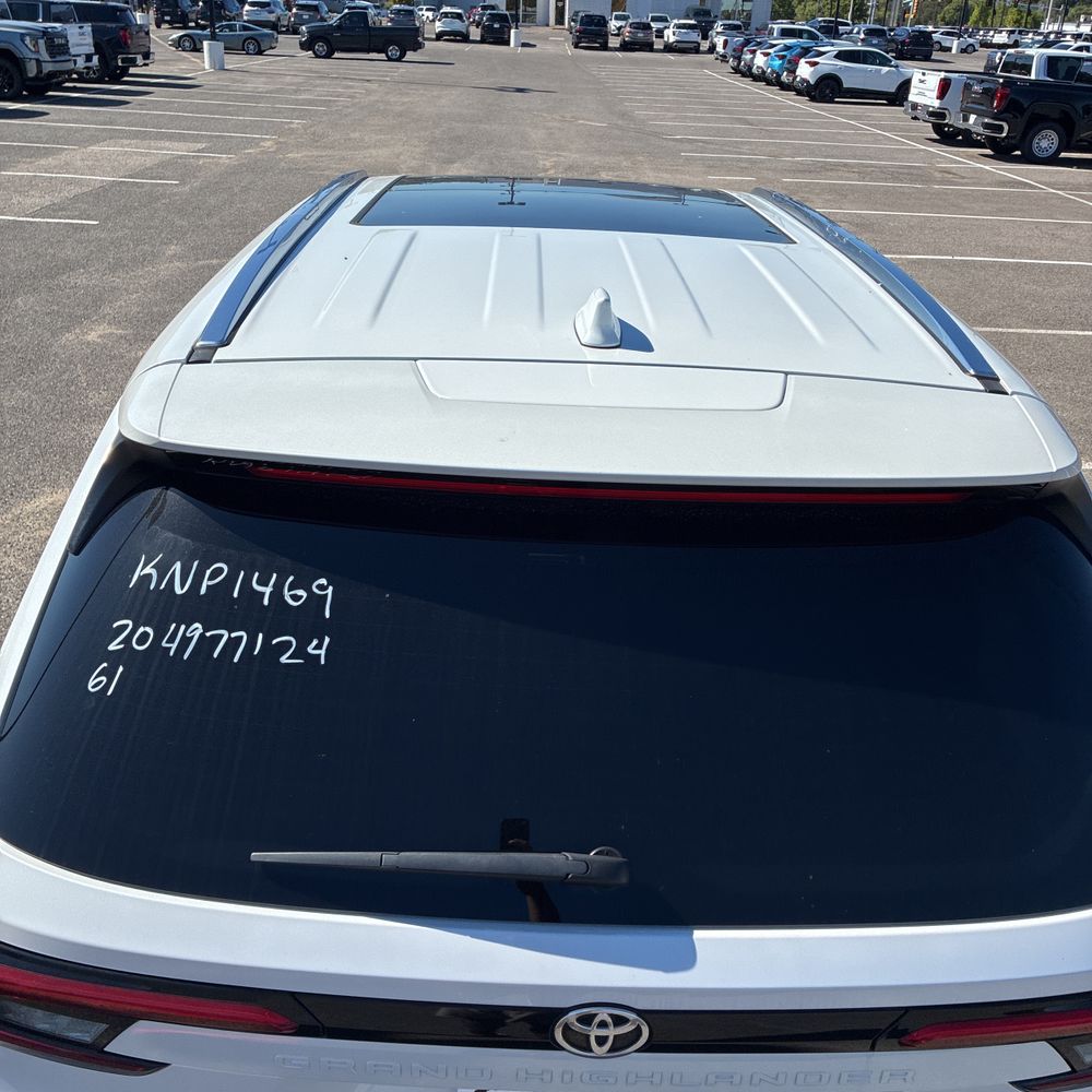 2024 Toyota Grand Highlander Platinum