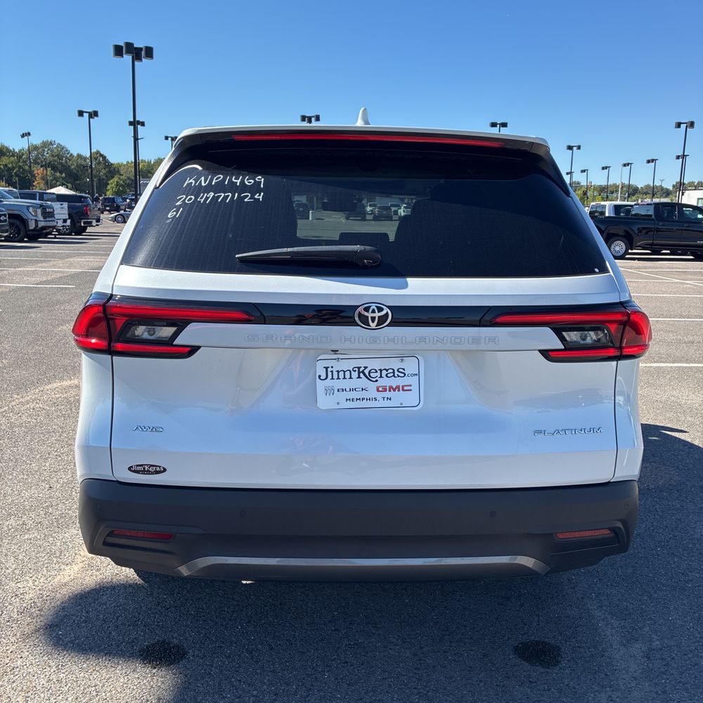 2024 Toyota Grand Highlander Platinum