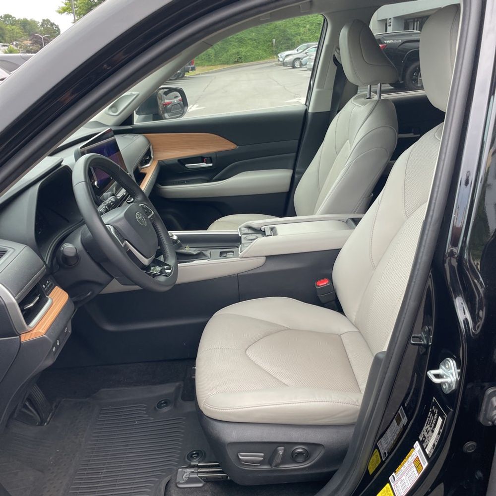 2024 Toyota Grand Highlander Limited