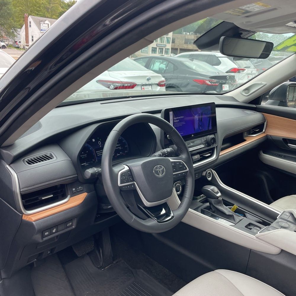 2024 Toyota Grand Highlander Limited