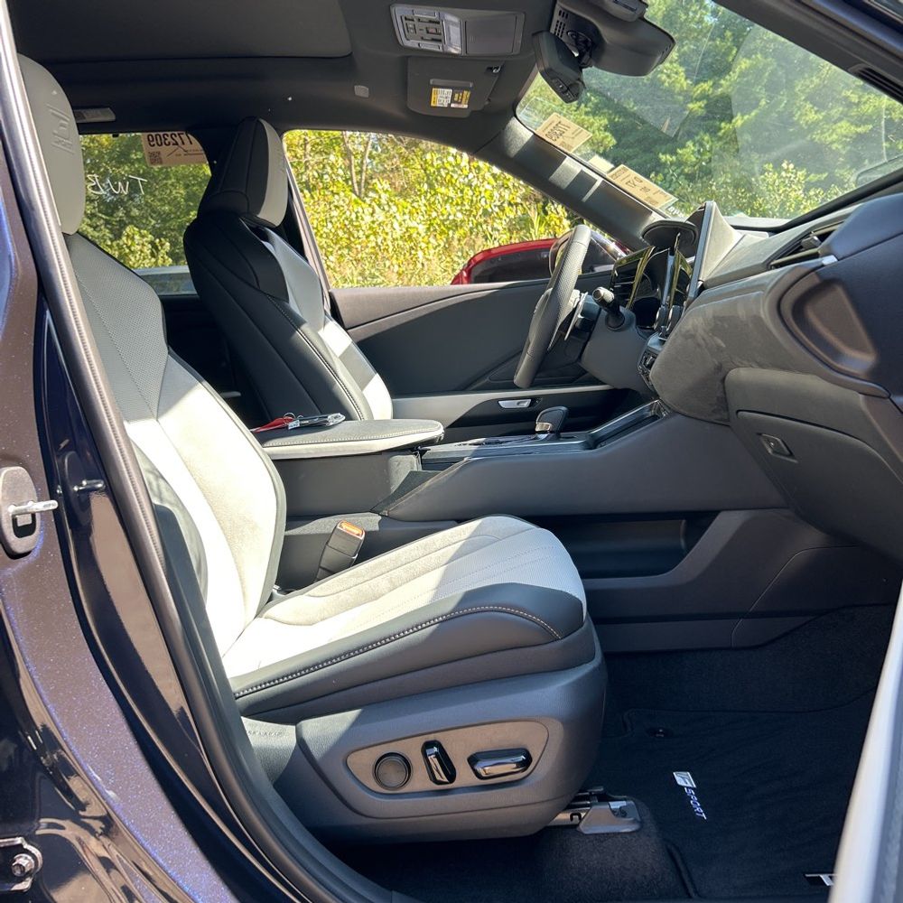 2025 Lexus TX-Series TX500h F Sport Perf3