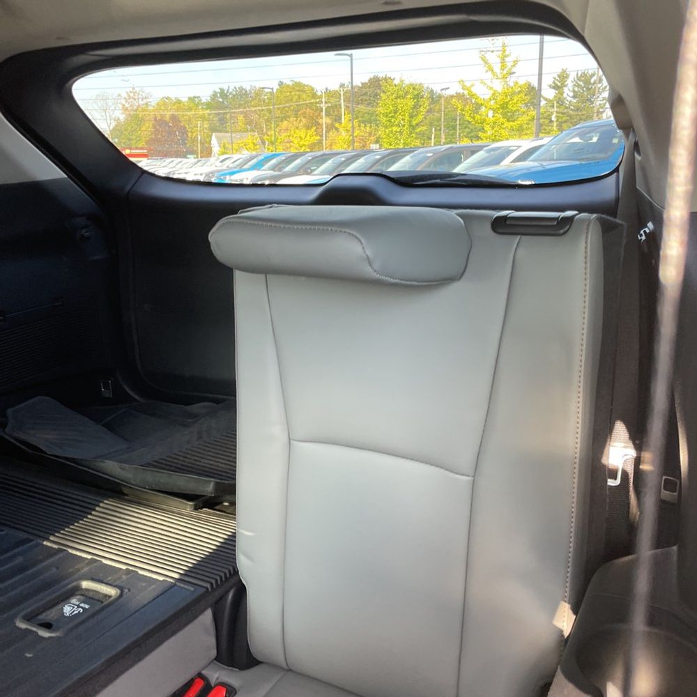 2023 Toyota Highlander Hybrid Bronze Edition