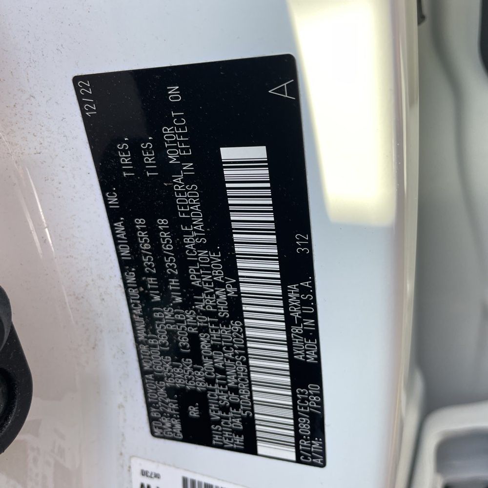 2023 Toyota Highlander Hybrid Bronze Edition