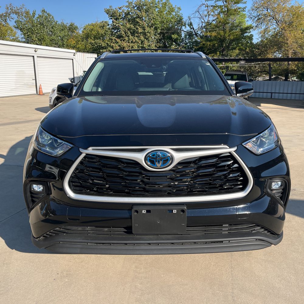 2023 Toyota Highlander Hybrid Bronze Edition