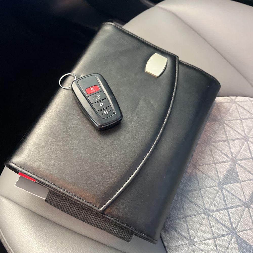 2023 Toyota Highlander Hybrid Bronze Edition