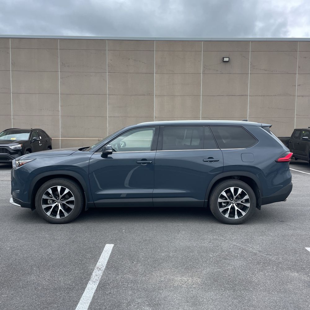 2024 Toyota Grand Highlander Hybrid MAX Limited
