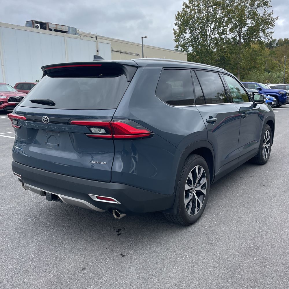 2024 Toyota Grand Highlander Hybrid MAX Limited