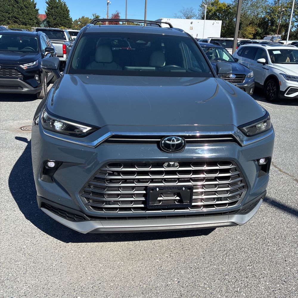 2024 Toyota Grand Highlander Hybrid MAX Platinum