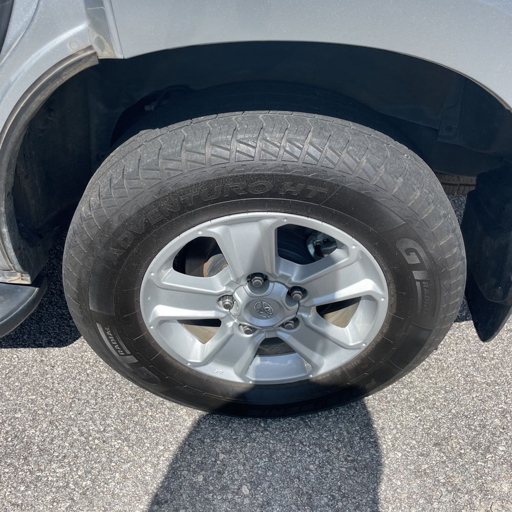 2022 Toyota Sequoia SR5