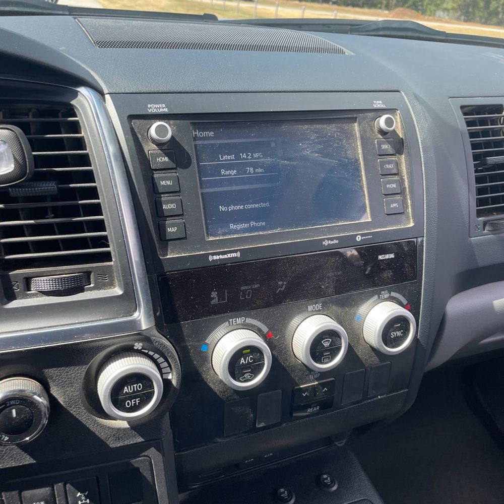 2022 Toyota Sequoia SR5