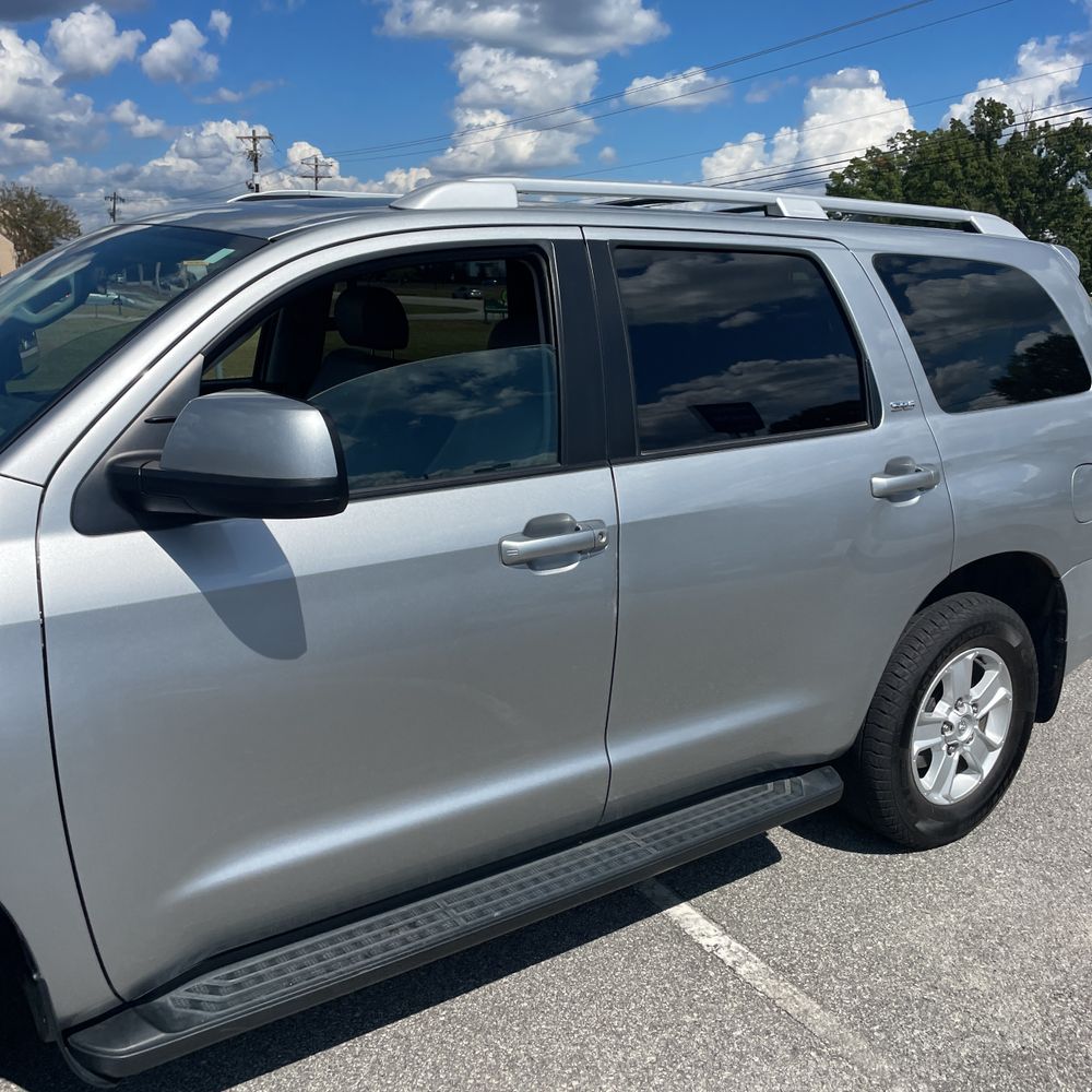 2022 Toyota Sequoia SR5