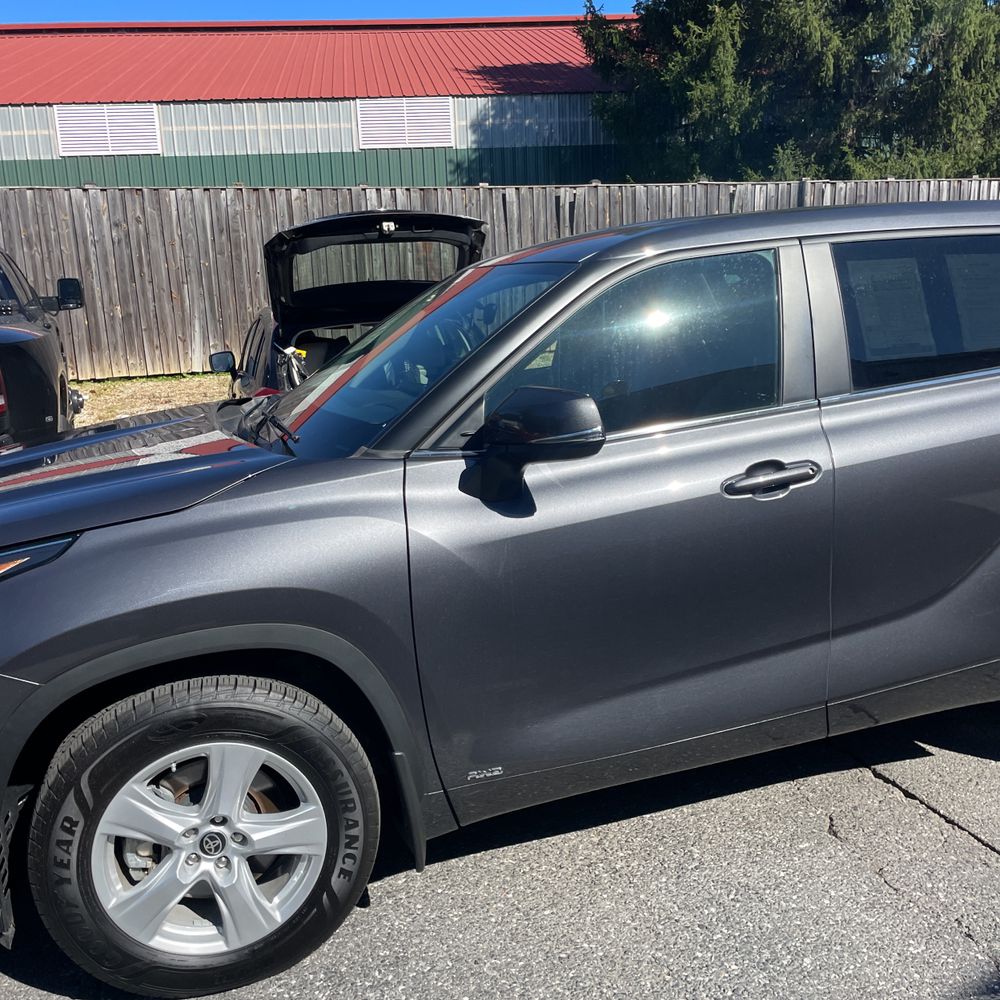 2024 Toyota Highlander Hybrid LE