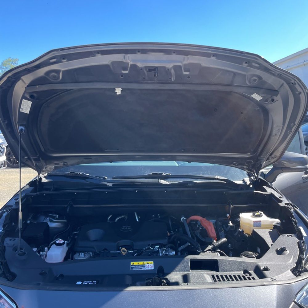 2024 Toyota Highlander Hybrid LE