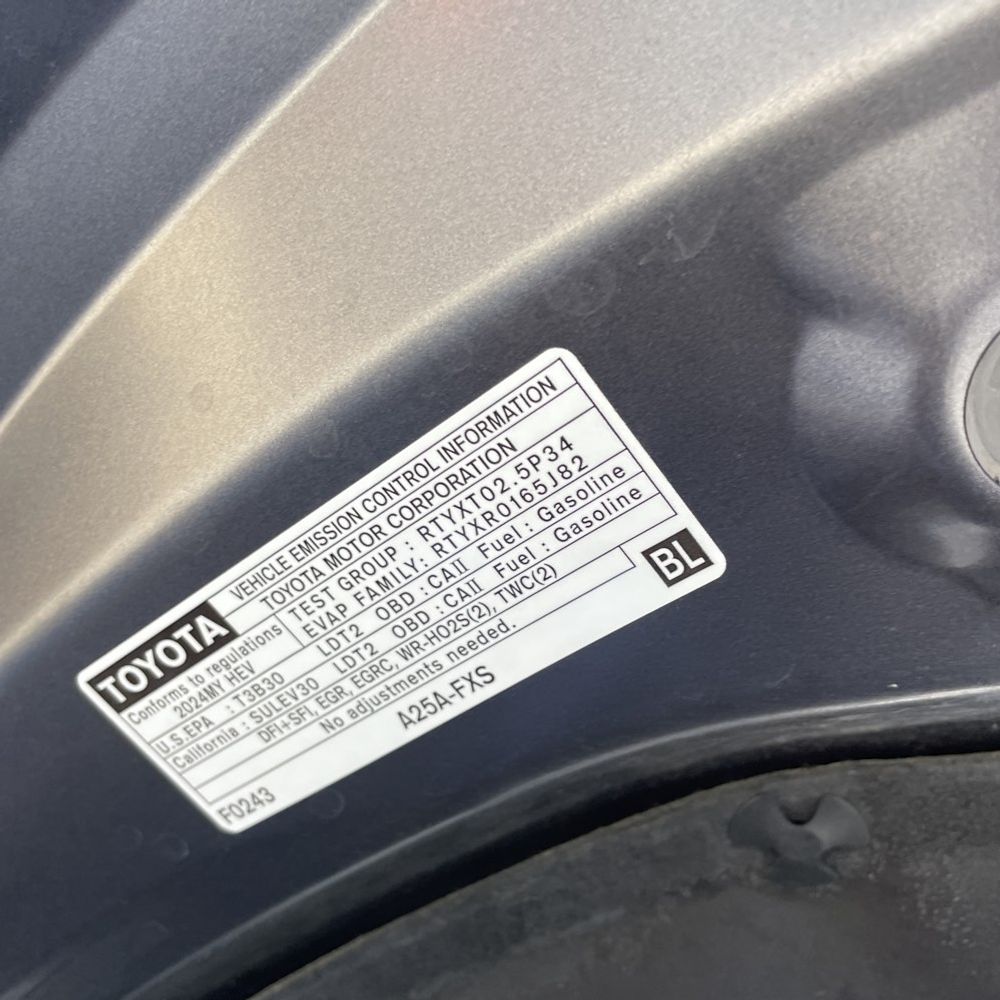 2024 Toyota Highlander Hybrid LE