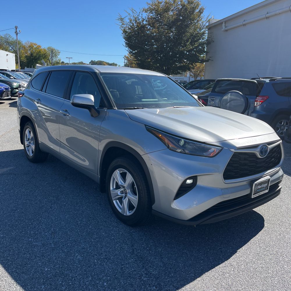 2024 Toyota Highlander Hybrid LE
