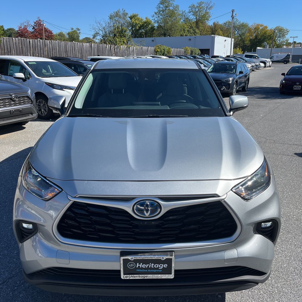 2024 Toyota Highlander Hybrid LE