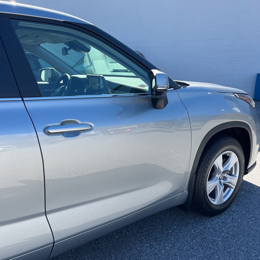 2024 Toyota Highlander Hybrid LE