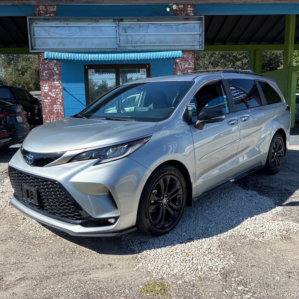 2023 Toyota Sienna 25th Anniversary Edition