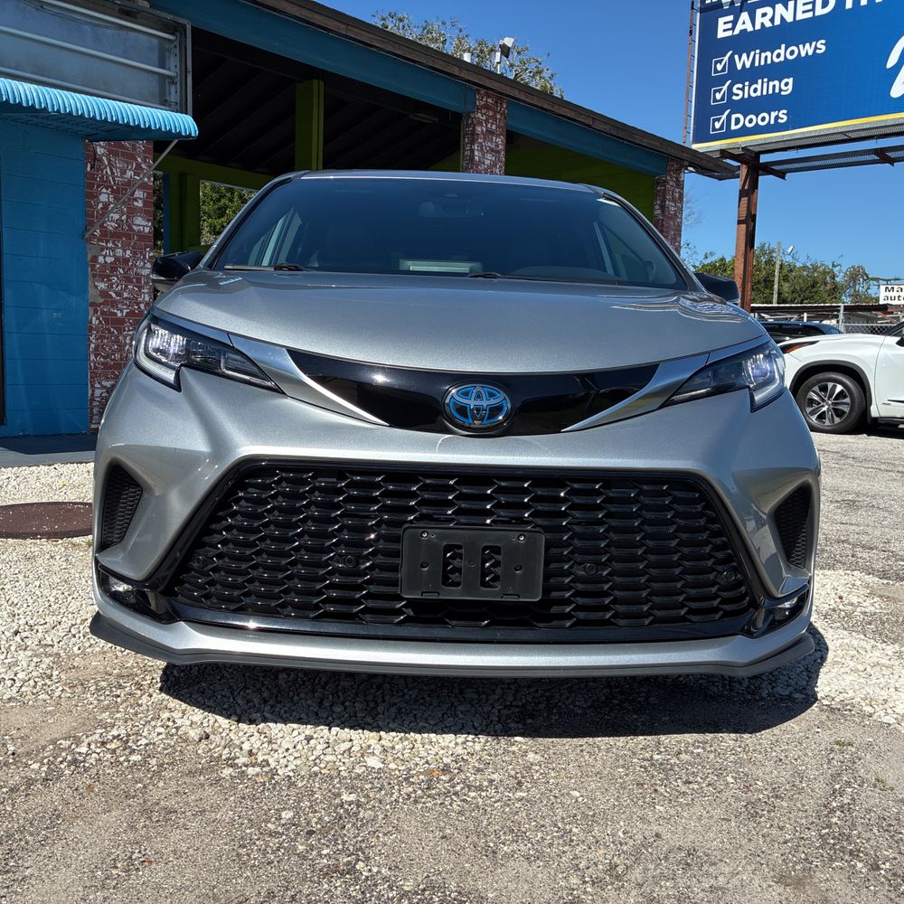 2023 Toyota Sienna 25th Anniversary Edition