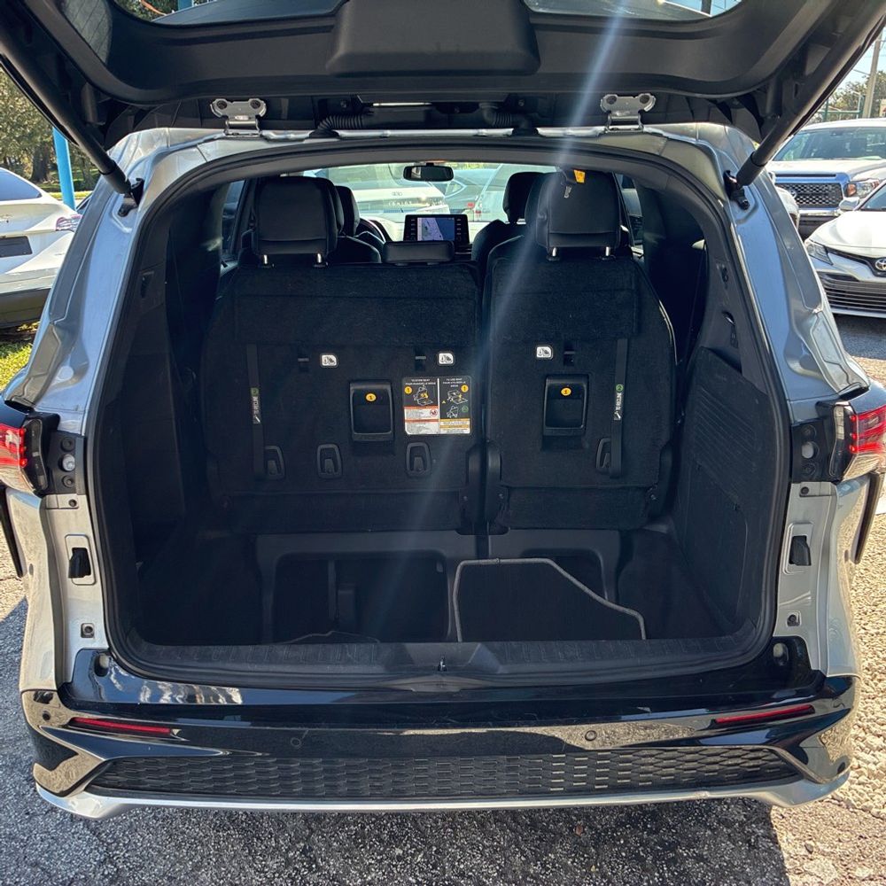 2023 Toyota Sienna 25th Anniversary Edition