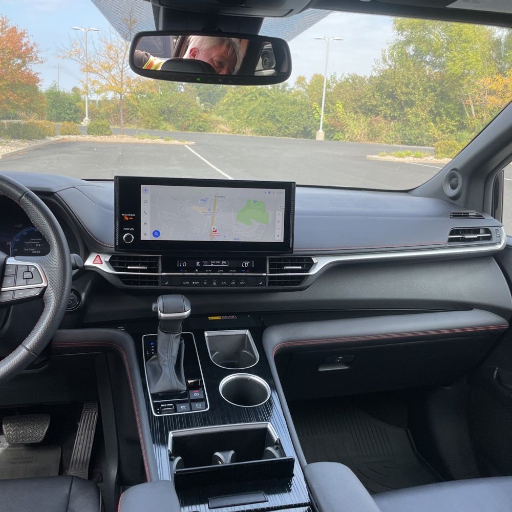 2025 Toyota Sienna XSE 7-Passenger