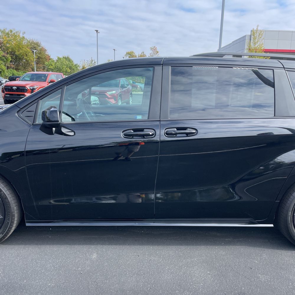 2025 Toyota Sienna XSE 7-Passenger