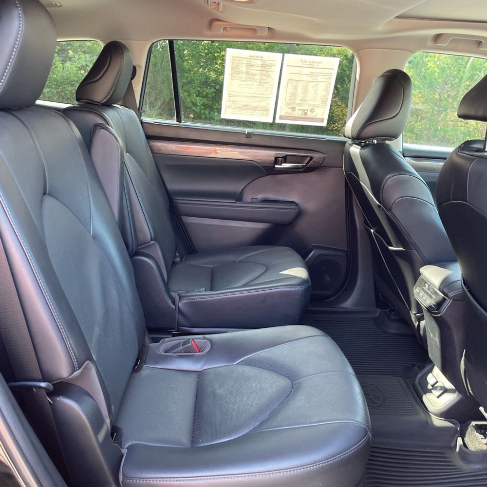2022 Toyota Highlander Limited