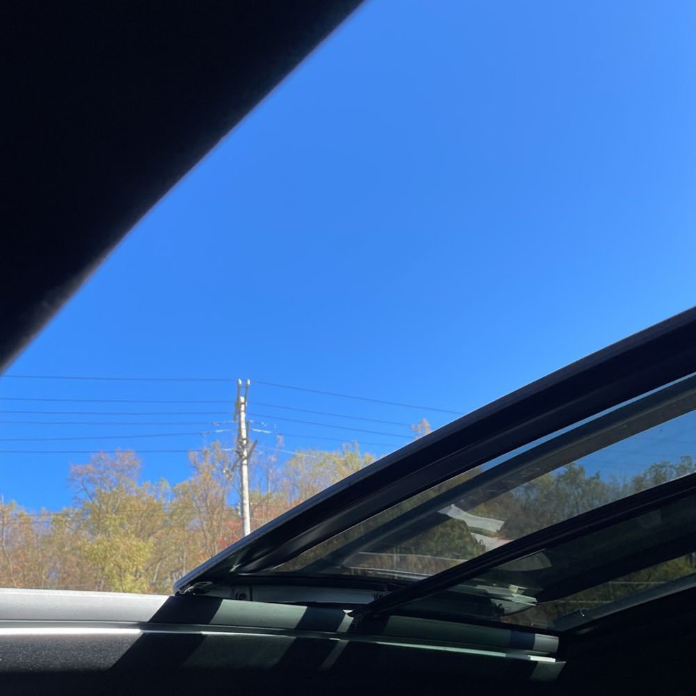 2023 Toyota Highlander Hybrid Platinum