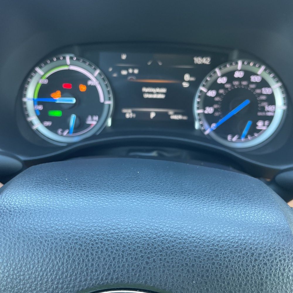 2022 Toyota Highlander Hybrid Platinum
