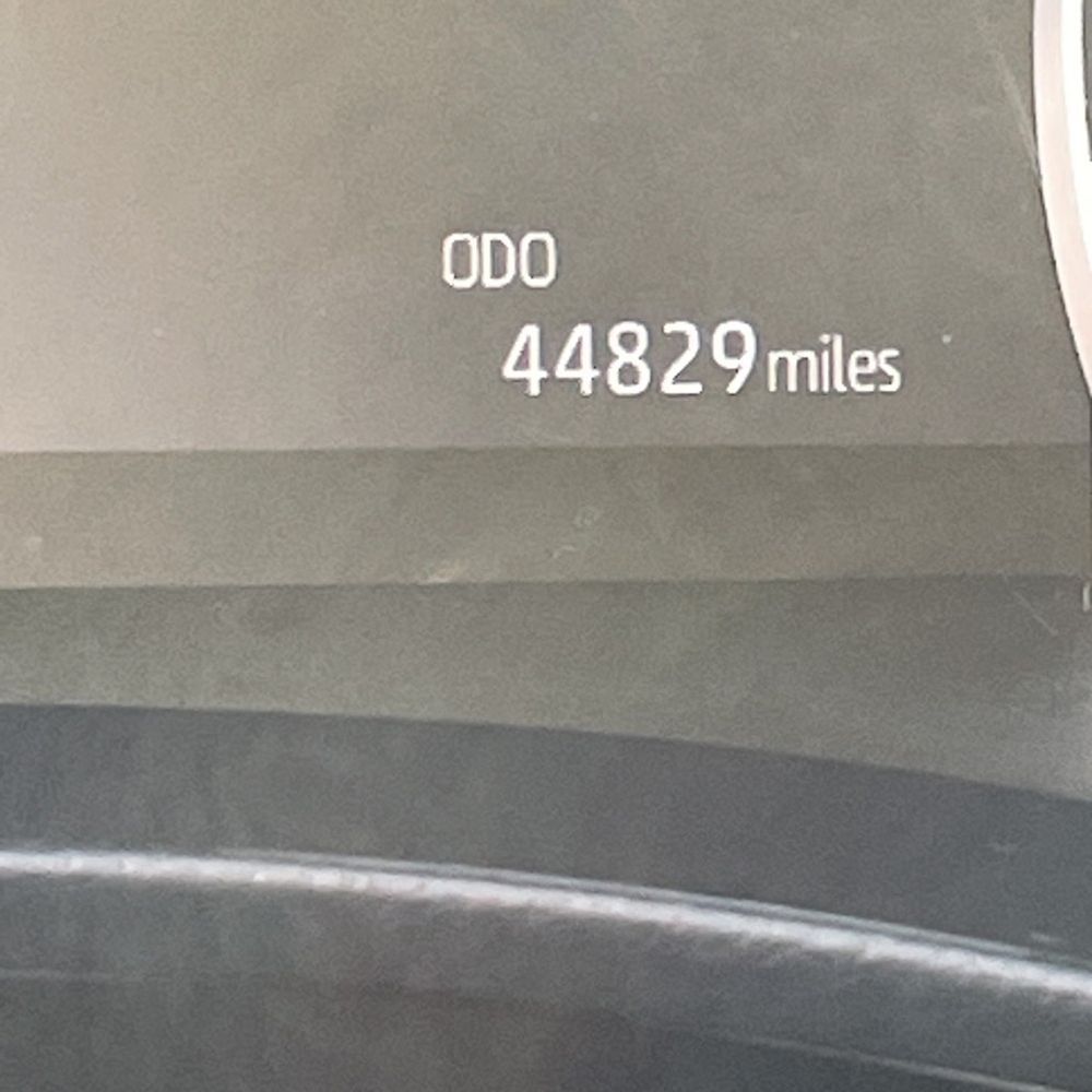 2022 Toyota Highlander Hybrid Platinum