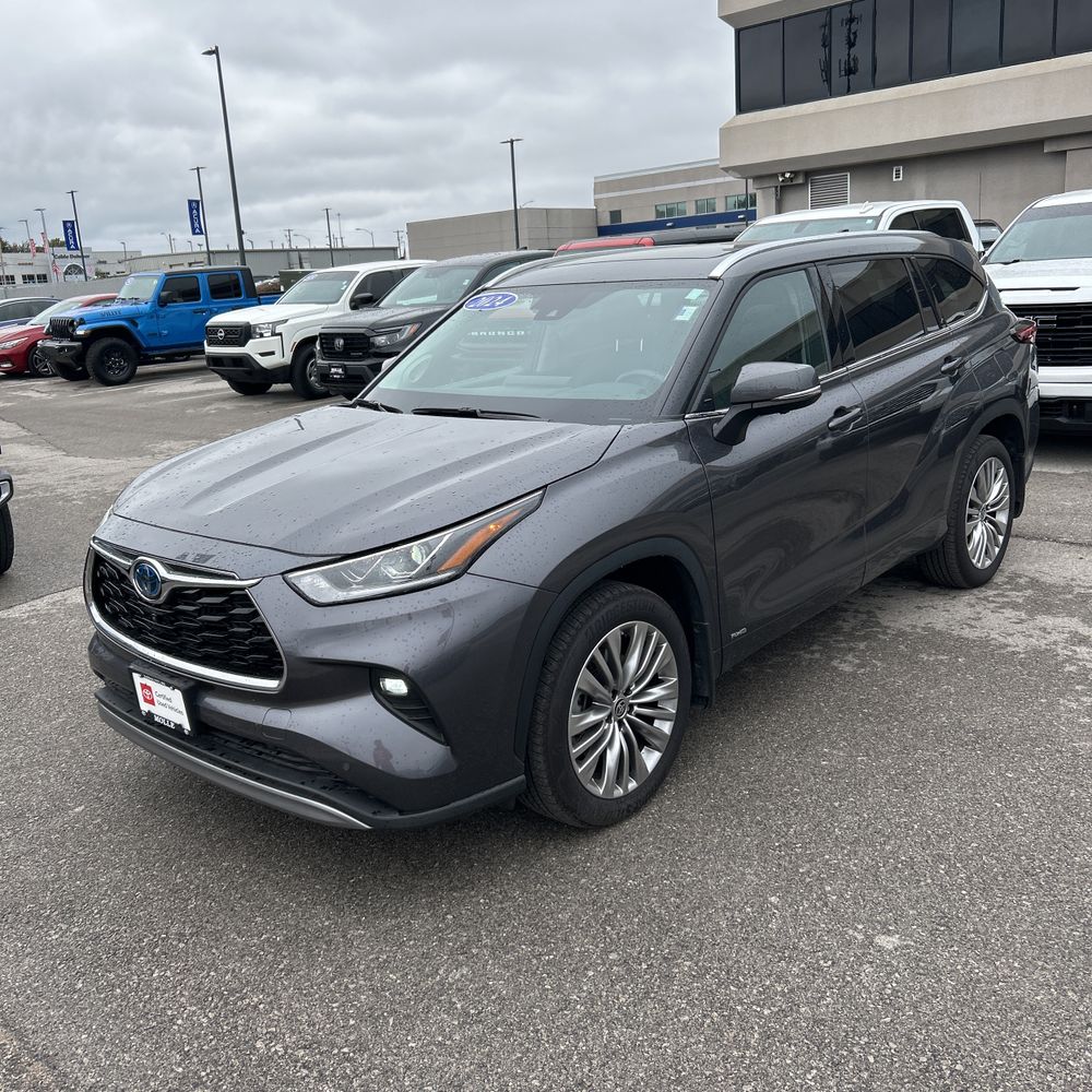2024 Toyota Highlander Hybrid Platinum