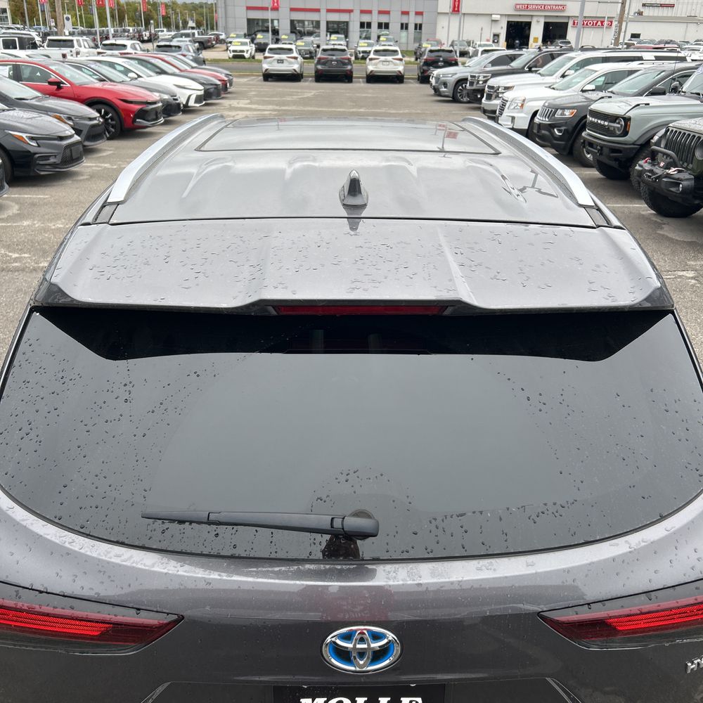 2024 Toyota Highlander Hybrid Platinum