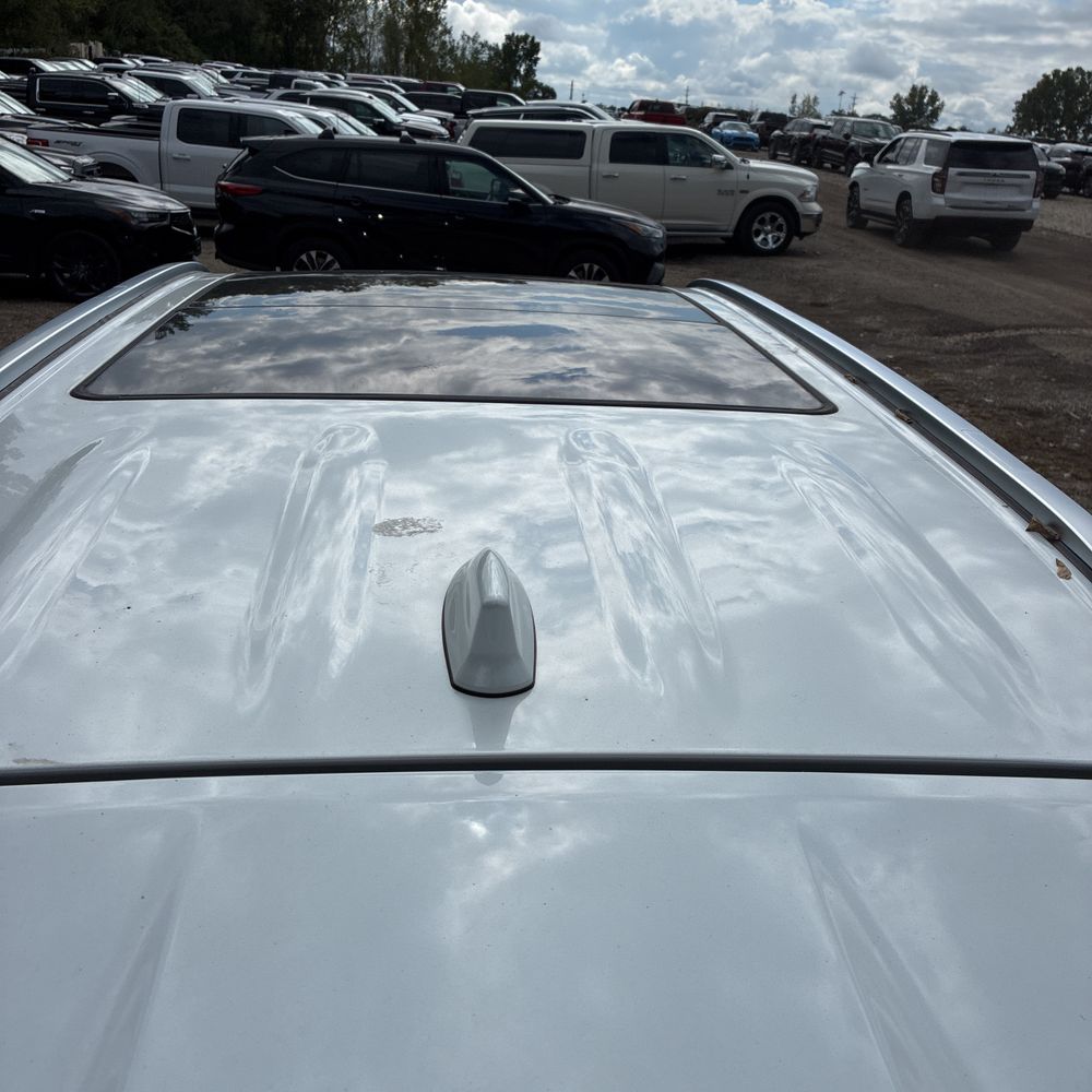 2023 Toyota Highlander Hybrid Platinum