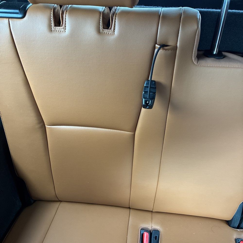 2023 Toyota Highlander Hybrid Platinum