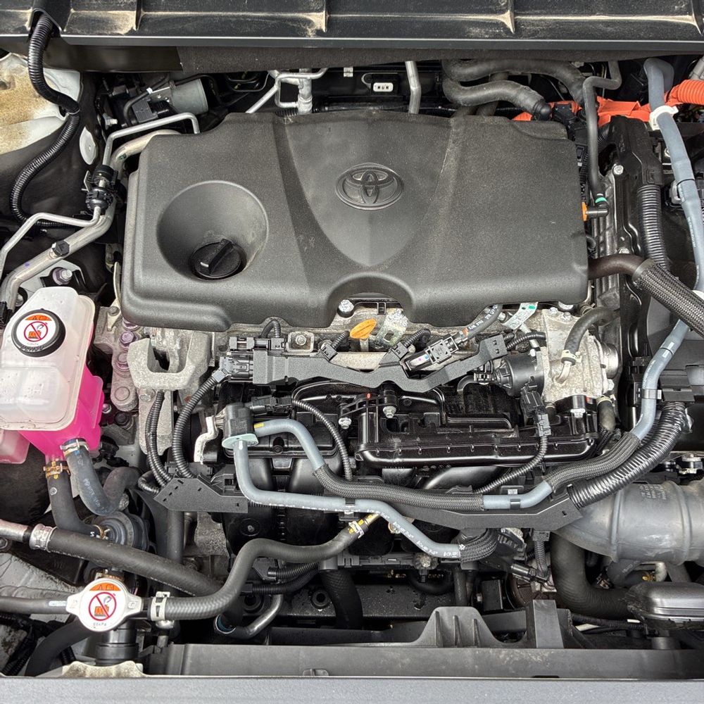 2023 Toyota Highlander Hybrid Platinum