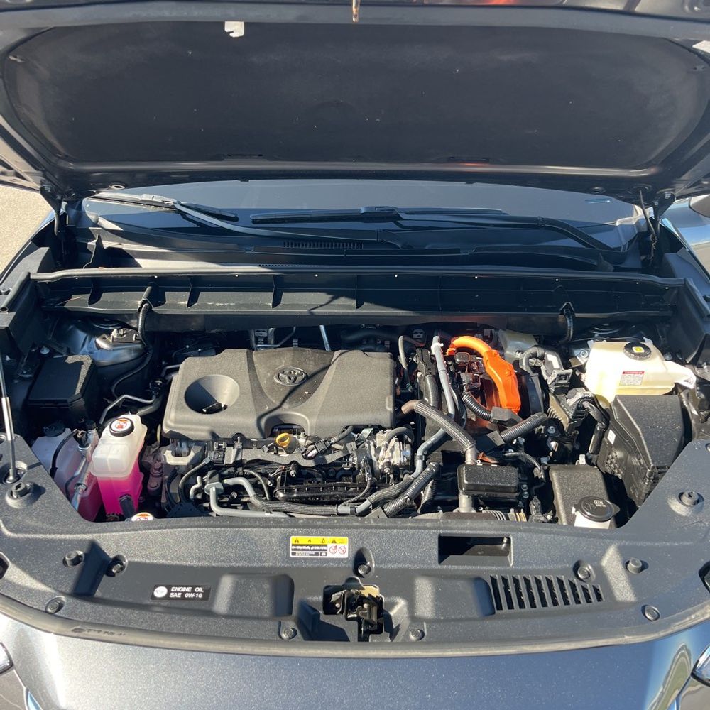2023 Toyota Highlander Hybrid Platinum