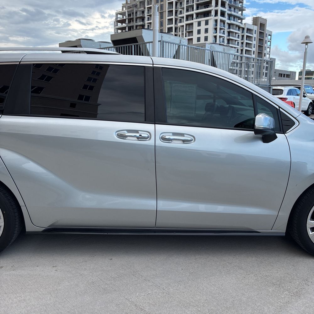 2022 Toyota Sienna Platinum 7-Passenger