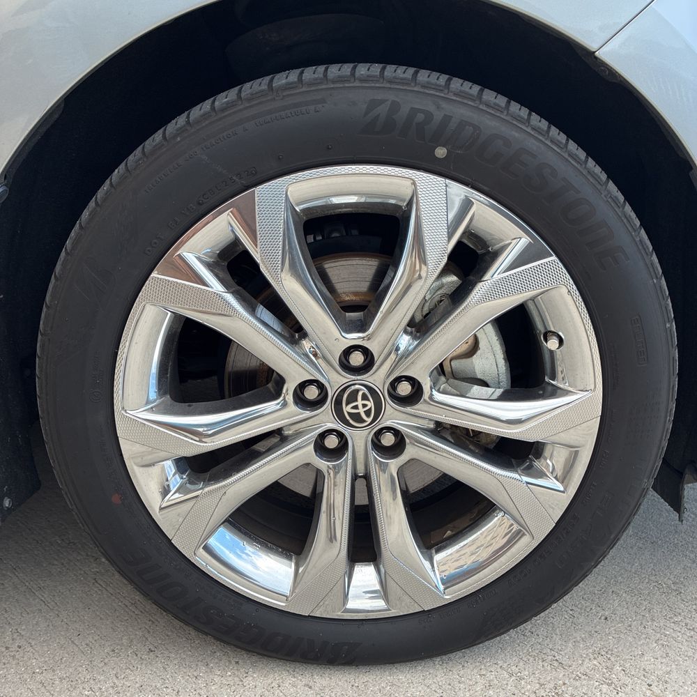 2022 Toyota Sienna Platinum 7-Passenger