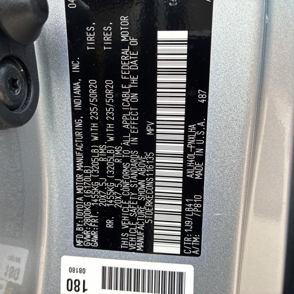 2022 Toyota Sienna Platinum 7-Passenger