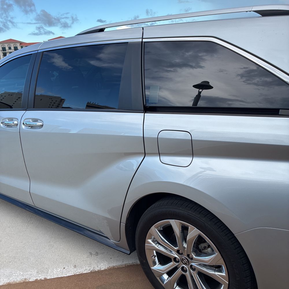 2022 Toyota Sienna Platinum 7-Passenger