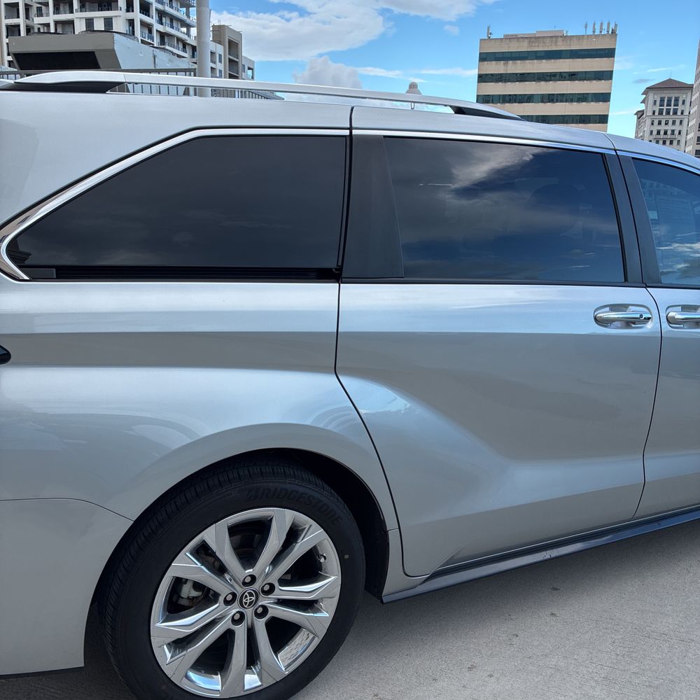 2022 Toyota Sienna Platinum 7-Passenger