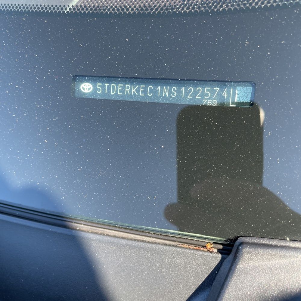 2022 Toyota Sienna Platinum 7-Passenger