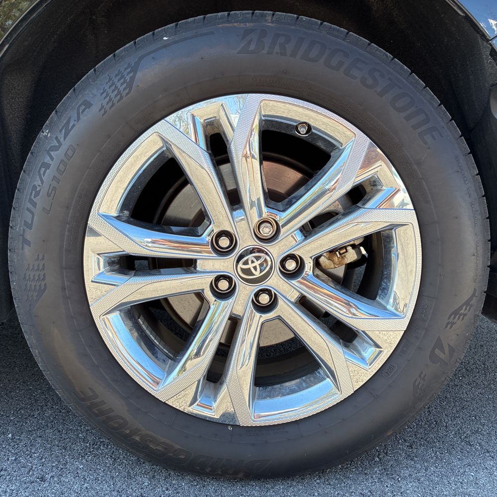 2024 Toyota Sienna Platinum 7-Passenger