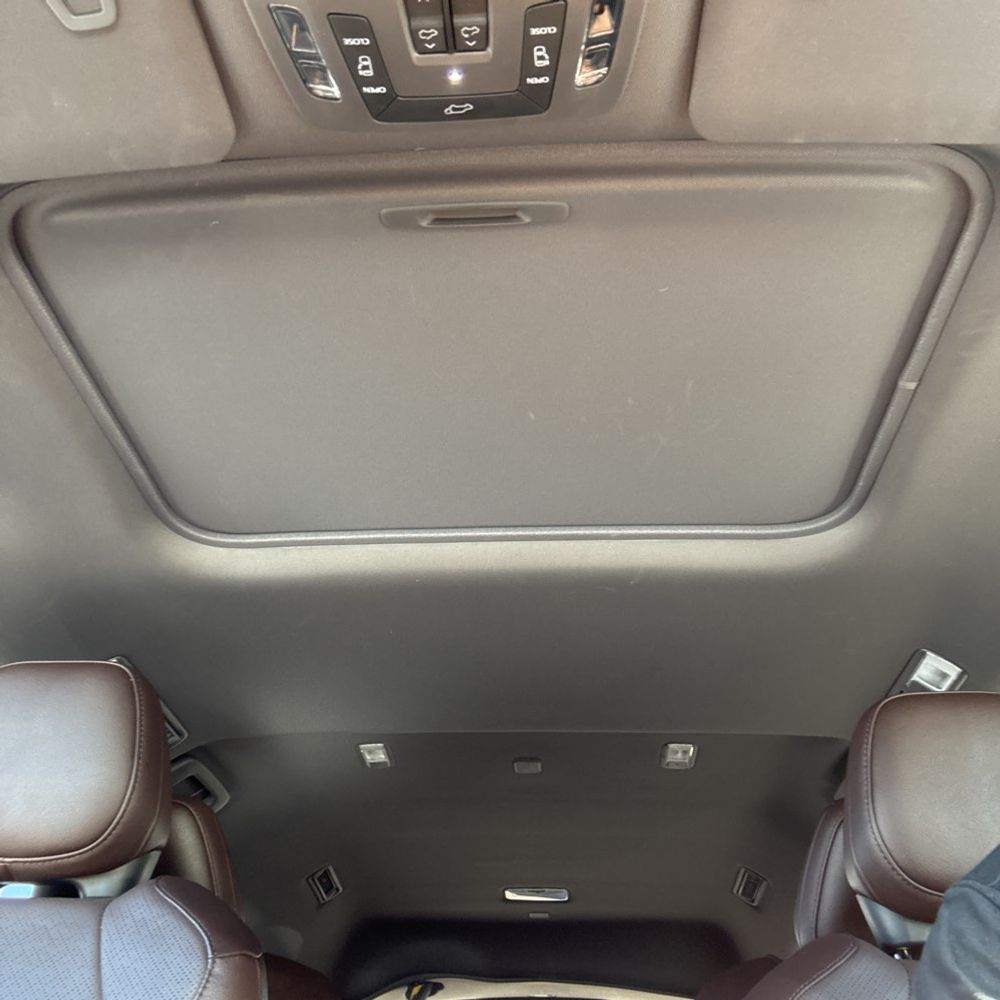 2024 Toyota Sienna Platinum 7-Passenger