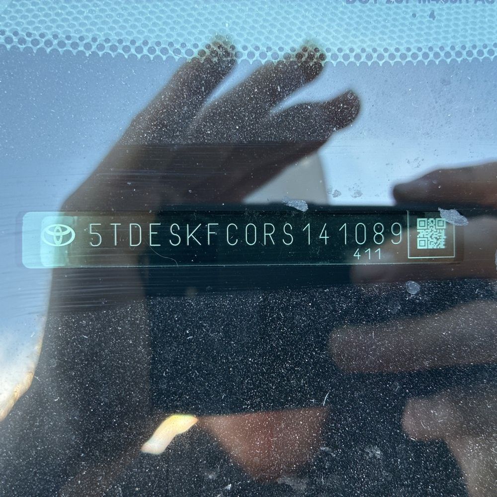 2024 Toyota Sienna Platinum 7-Passenger