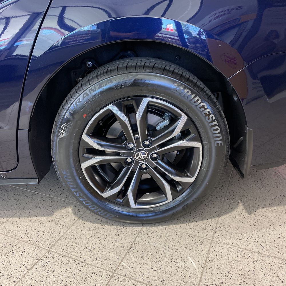 2025 Toyota Sienna Platinum 7-Passenger