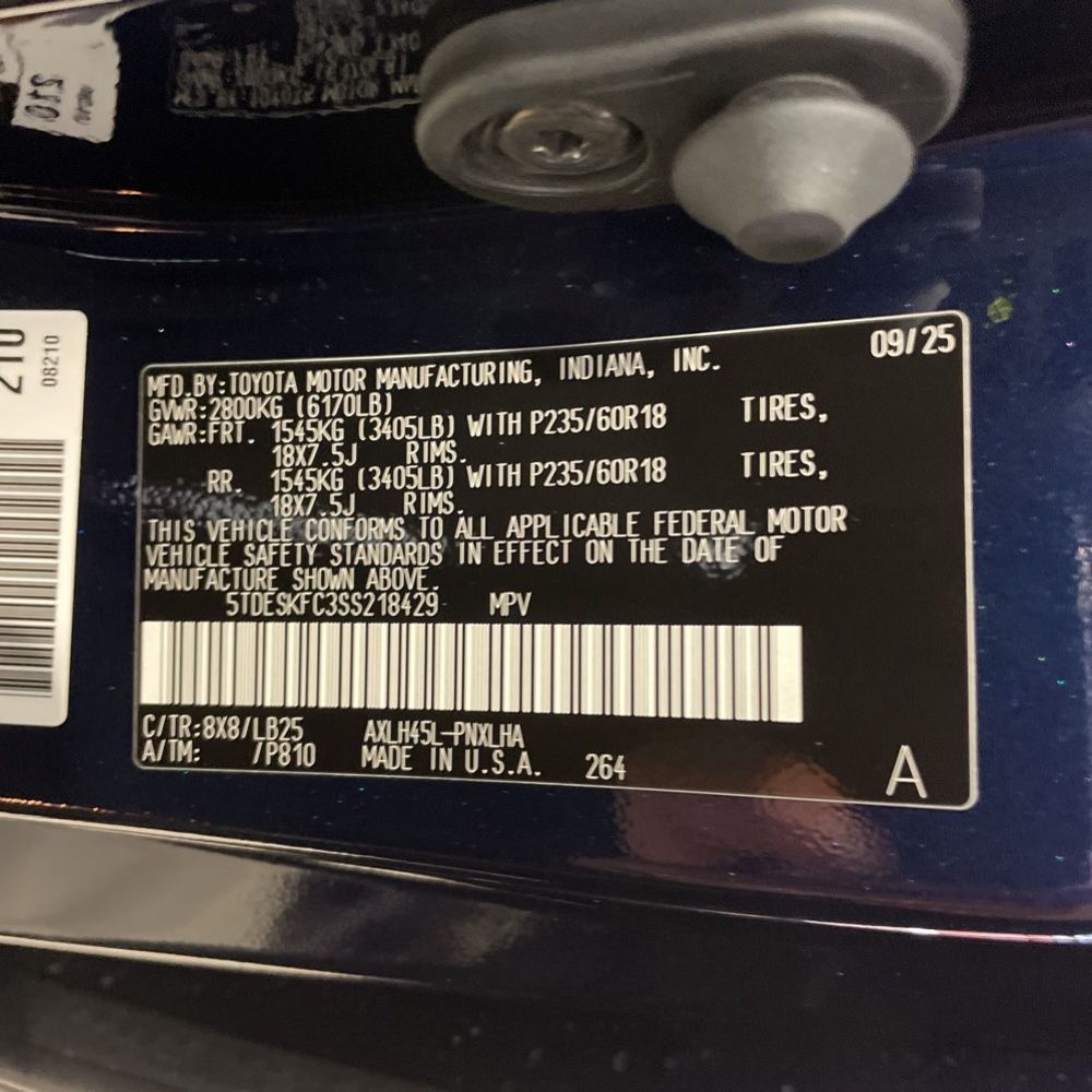 2025 Toyota Sienna Platinum 7-Passenger