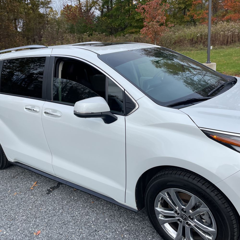 2023 Toyota Sienna Platinum 7-Passenger
